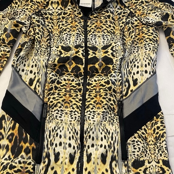 NWT! Bebe Bebe Sport Cheetah Print Funnel Jacket Zip-Up SMALL Made In USA - Picture 2 of 15